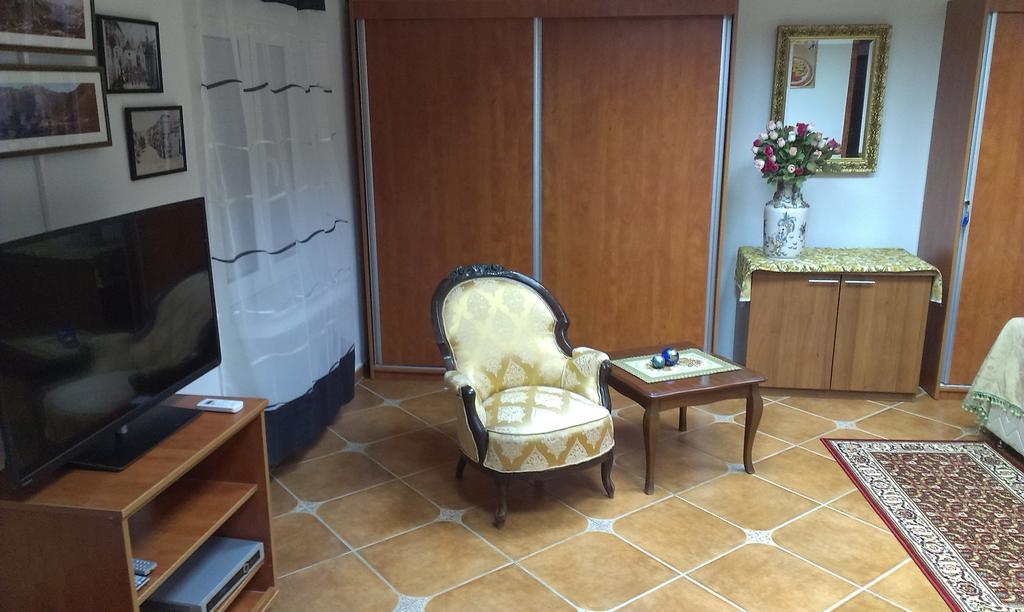 Apartment City Garden Kotor Room photo